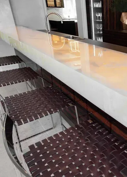 White Onyx Extra applied in an interior